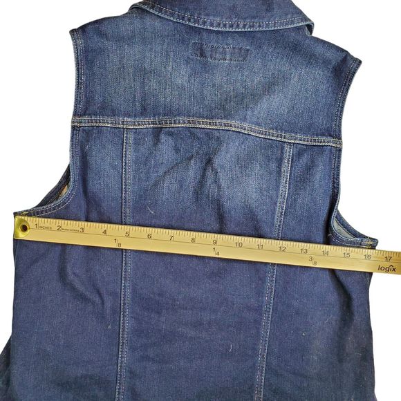 Chico’s Platinum Denim Vest Womens SIZE 0 Bling Buttons Pockets - Picture 7 of 9